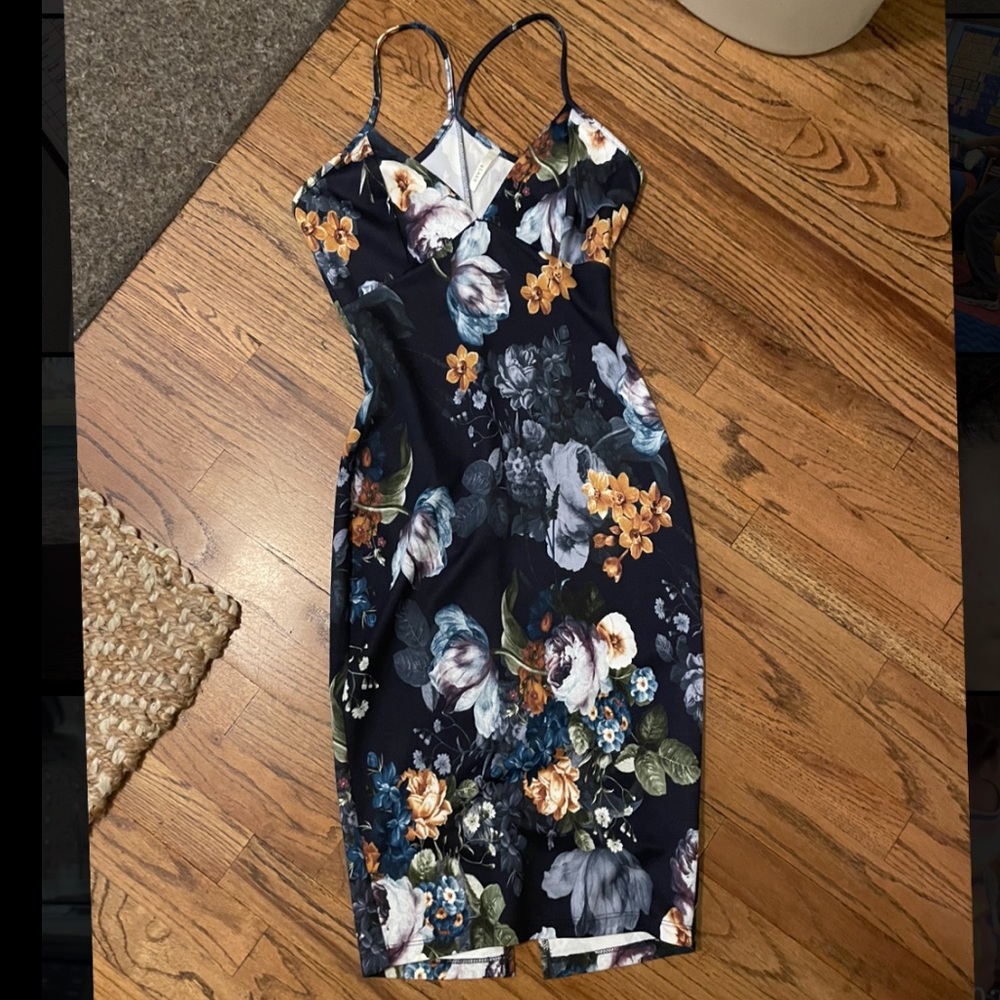 Floral bodycon Dress